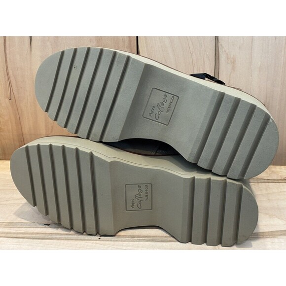 Aqua College Women Gecko Waterproof Platform Combat Lace-Up Boots Sand Suede - Picture 5 of 5